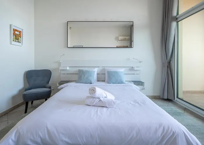 Sea Front, Terrace, Ground Floor Appartamento Mentone